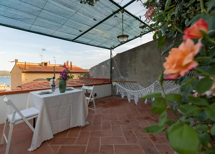 Casa Di Cosimo - Helloelba Nyaraló *